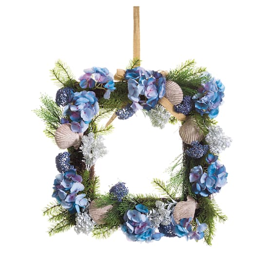22&#x22; Blue Hydrangea &#x26; Shell Wreath